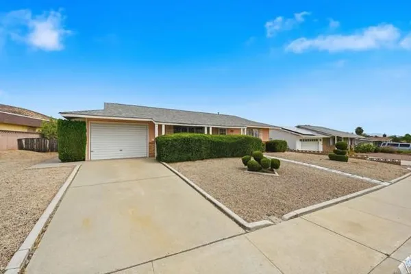 Property Slideshow image 2 of 30 | 25680 hartwick rd, Menifee, CA, 92586