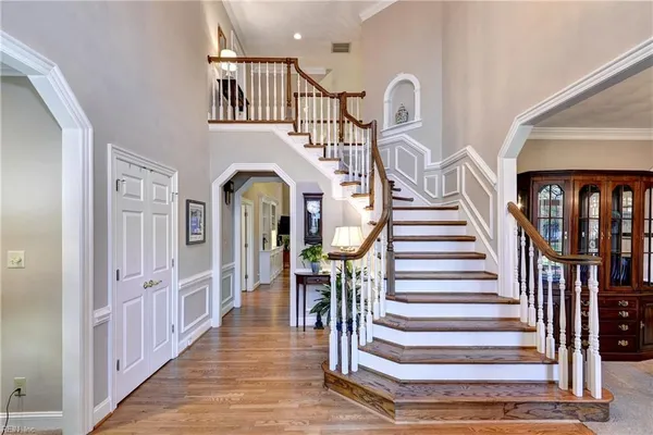 Property Slideshow image 2 of 50 | 107 hoylake, Williamsburg, VA, 23188