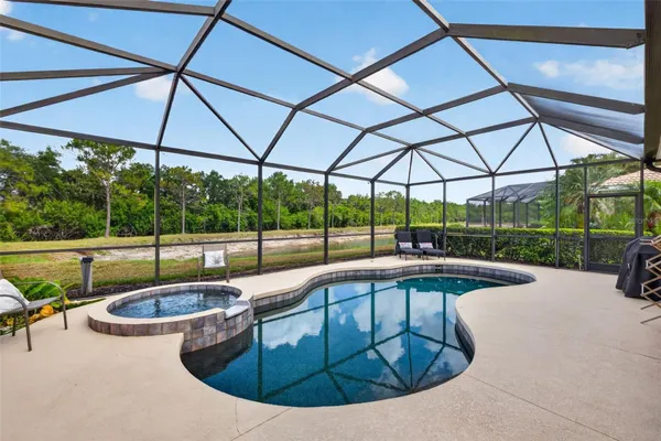 Property Slideshow image 3 of 45 | 251 river enclave ct, Bradenton, FL, 34212