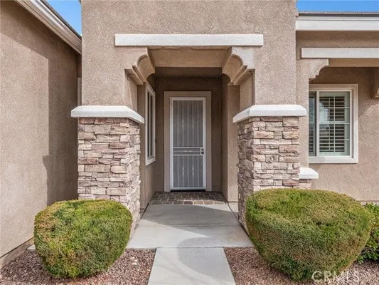 Property Slideshow image 3 of 40 | 10249 lakeshore dr, Apple Valley, CA, 92308