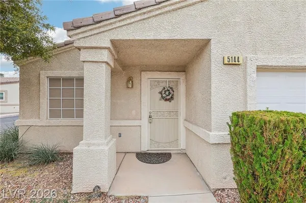 Property Slideshow image 3 of 34 | 5144 mascaro dr, Las Vegas, NV, 89122