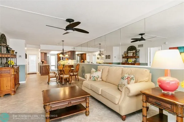 Property Slideshow image 2 of 39 | 2731 ne 14th street cswy 605, Pompano Beach, FL, 33062