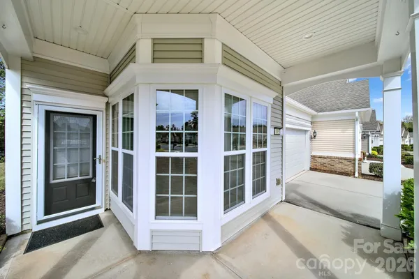 Property Slideshow image 3 of 42 | 1015 sweetleaf dr, Fort Mill, SC, 29707