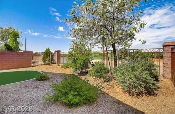 Property Slideshow image 2 of 2 | 3393 blue ribbon downs st, Las Vegas, NV, 89122