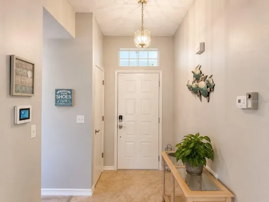 Property Slideshow image 3 of 24 | 822 mccallister 822, Sun City Center, FL, 33573