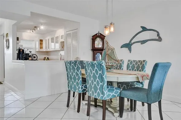 Property Slideshow image 3 of 39 | 5900 nw 44th st apt 602, Lauderhill, FL, 33319