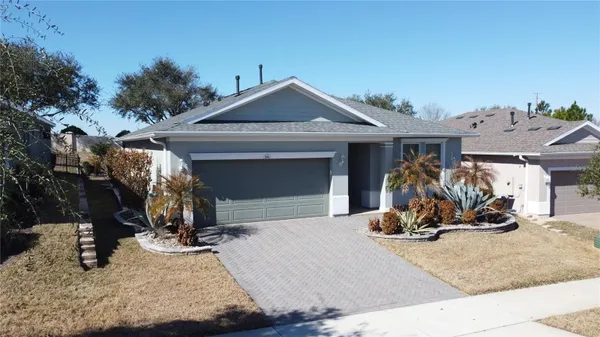 Property Slideshow image 2 of 76 | 306 alcove dr, Groveland, FL, 34736