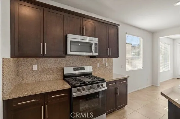 Property Slideshow image 3 of 35 | 19150 doral st, Apple Valley, CA, 92308