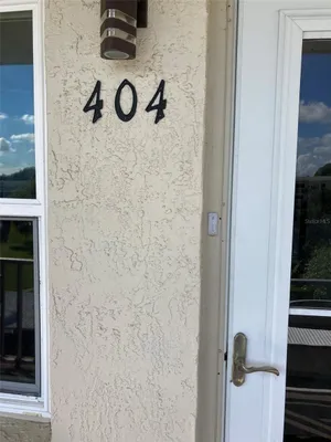 Property Slideshow image 2 of 36 | 5725 80th st n unit 404, Saint Petersburg, FL, 33709