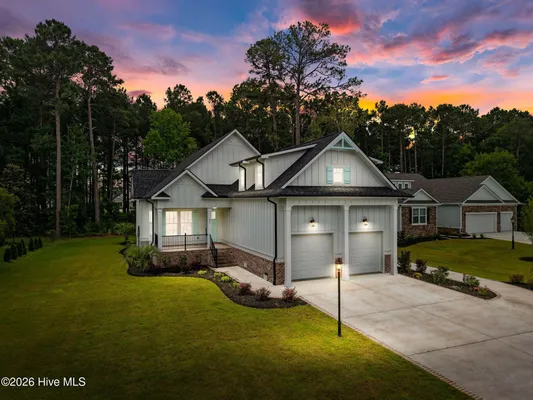 Property Slideshow image 2 of 96 | 527 s middleton dr, Calabash, NC, 28467