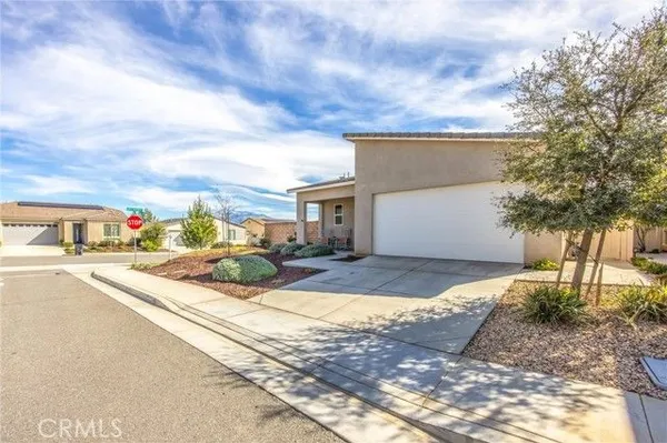 Property Slideshow image 3 of 57 | 1685 spring run, Beaumont, CA, 92223