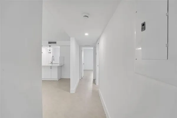 Property Slideshow image 3 of 27 | 3201 portofino pt c2, Coconut Creek, FL, 33066