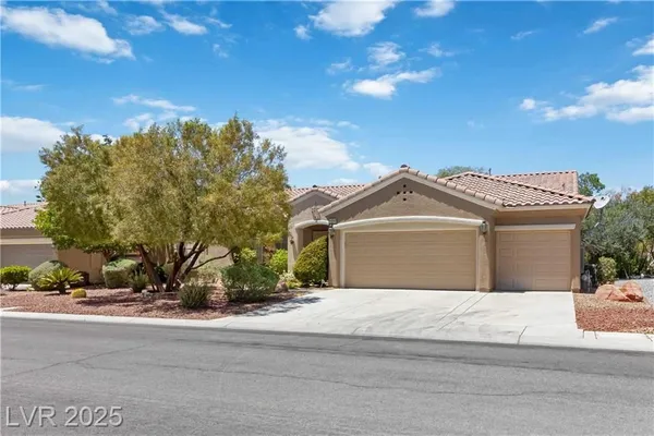 Property Slideshow image 3 of 51 | 1629 black fox canyon rd, Henderson, NV, 89052