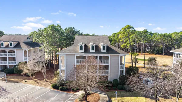 Property Slideshow image 2 of 39 | 3350 club villas dr 405, Southport, NC, 28461