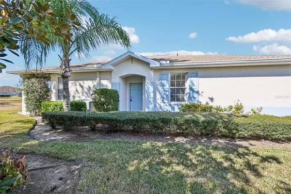 Property Slideshow image 3 of 59 | 807 tremont greens ln, Sun City Center, FL, 33573