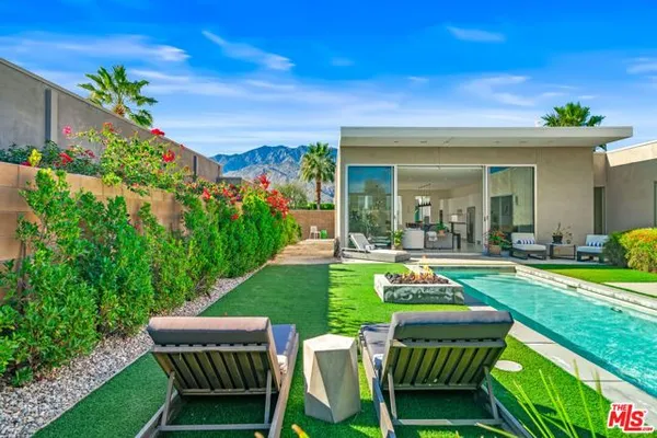 Property Slideshow image 2 of 70 | 658 dominion way, Palm Springs, CA, 92262