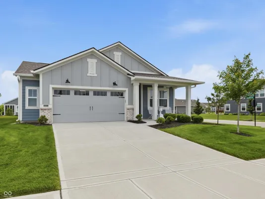 Property Slideshow image 2 of 40 | 20075 baird way, Westfield, IN, 46074