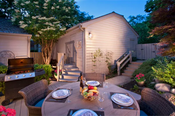 Property Slideshow image 3 of 34 | 422 valley view rd, Lake Barrington, IL, 60010