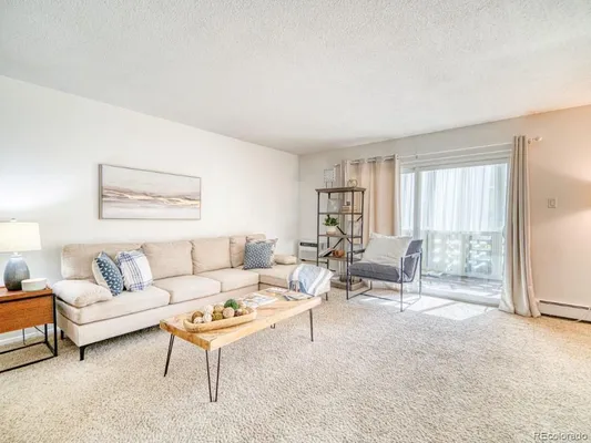Property Slideshow image 3 of 26 | 660 s alton way 7a, Denver, CO, 80247