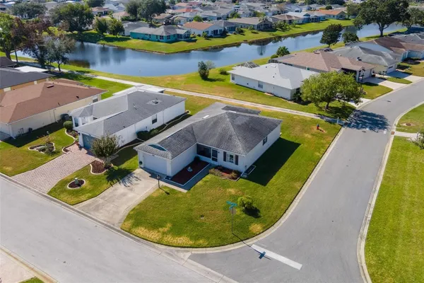 Property Slideshow image 3 of 41 | 32819 timberwood dr, Leesburg, FL, 34748