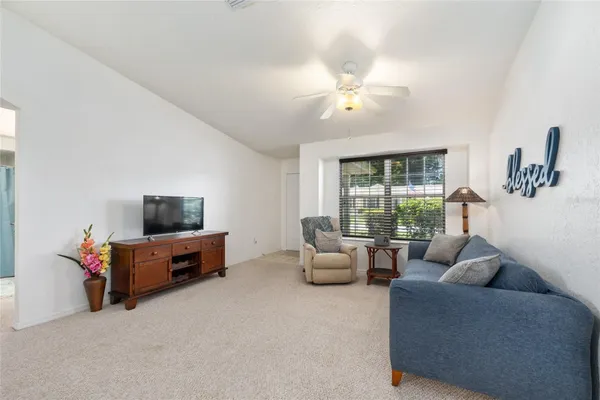 Property Slideshow image 3 of 48 | 8038 sw 108th loop, Ocala, FL, 34481
