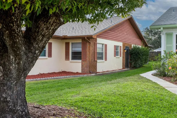 Property Slideshow image 3 of 29 | 3280 mcmath dr, Palm Harbor, FL, 34684