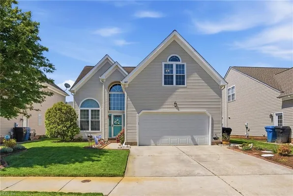 Property Slideshow image 3 of 40 | 3017 looking glass ct, Virginia Beach, VA, 23456