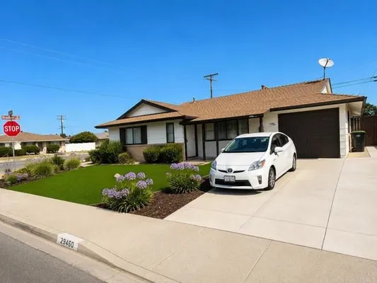 Property Slideshow image 2 of 10 | 29460 thornhill dr, Menifee, CA, 92586