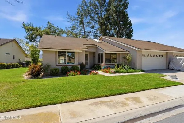 Property Slideshow image 2 of 22 | 17236 village 17 17, Camarillo, CA, 93012