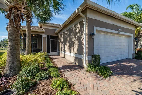 Property Slideshow image 3 of 85 | 4902 sandy glen way, Wimauma, FL, 33598