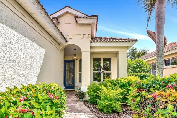 Property Slideshow image 3 of 43 | 6059 wingspan way, Bradenton, FL, 34203