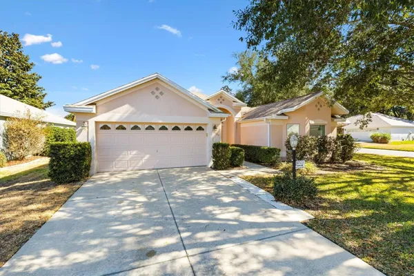 Property Slideshow image 2 of 23 | 17723 se 81st timberwood ter, The Villages, FL, 32162
