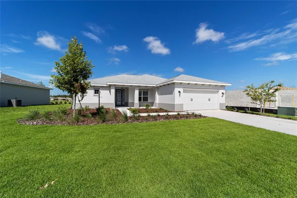 Property Slideshow image 2 of 37 | 9912 sw 106th cir, Ocala, FL, 34481