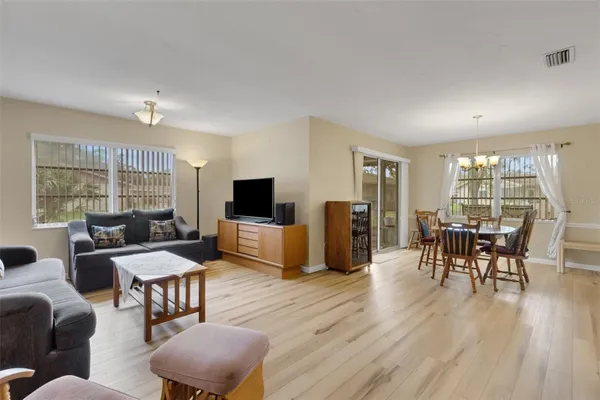 Property Slideshow image 2 of 31 | 4574 mohican trl 151, Sarasota, FL, 34233