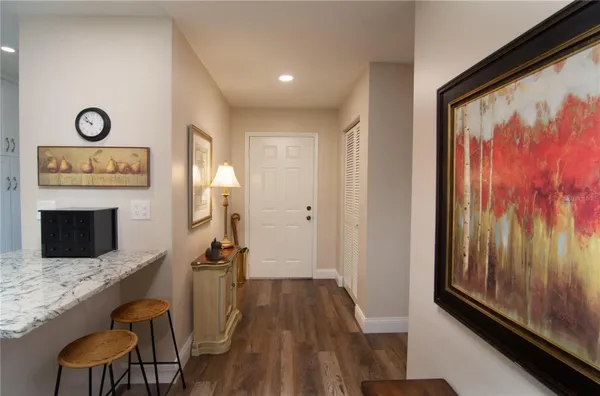 Property Slideshow image 3 of 30 | 5635 golf pointe dr 101, Sarasota, FL, 34243