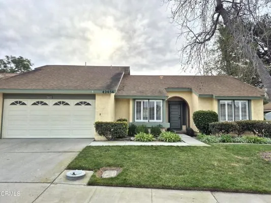 Property Slideshow image 3 of 69 | 42036 village 42 42, Camarillo, CA, 93012