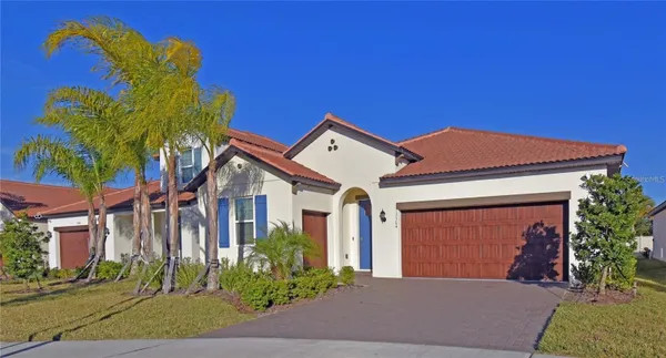 Property Slideshow image 3 of 45 | 17304 banded gold ln, Wimauma, FL, 33598