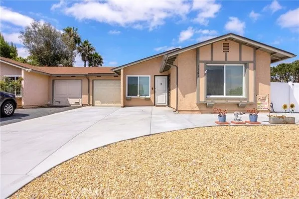 Property Slideshow image 3 of 36 | 1361 temple heights dr, Oceanside, CA, 92056