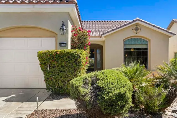 Property Slideshow image 2 of 44 | 80764 avenida santa carmen, Indio, CA, 92203