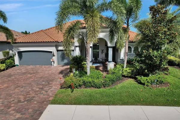 Property Slideshow image 2 of 72 | 610 moorings way, Bradenton, FL, 34212