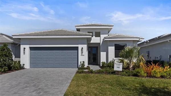 Property Slideshow image 2 of 57 | 4984 fairhope cir, Lakewood Ranch, FL, 34211