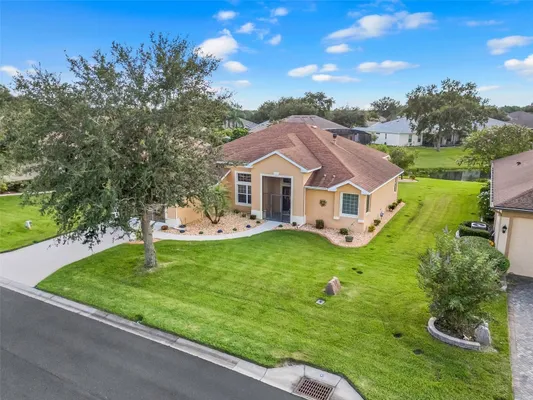 Property Slideshow image 3 of 40 | 27303 stoney brook dr, Leesburg, FL, 34748