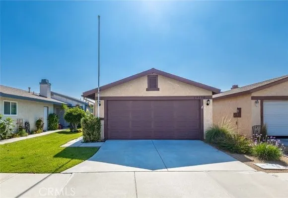 Property Slideshow image 2 of 25 | 29350 murrieta rd, Menifee, CA, 92586