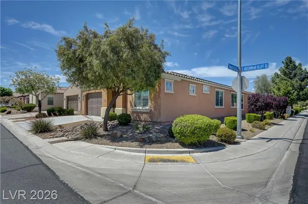 Property Slideshow image 3 of 98 | 3816 greenbriar bluff ave, North Las Vegas, NV, 89081