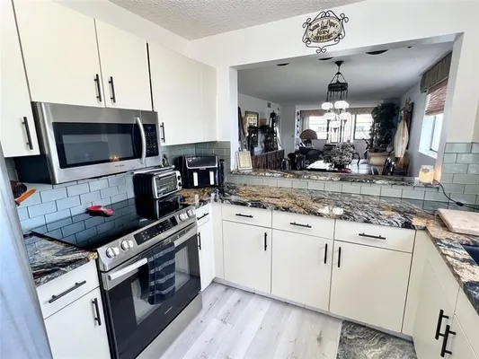 Property Slideshow image 3 of 21 | 10842 w clairmont cir # 310, Tamarac, FL, 33321