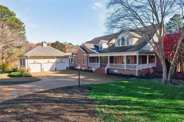 Property Slideshow image 2 of 43 | 169 waterton, Williamsburg, VA, 23188
