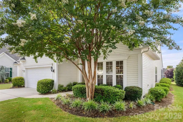 Property Slideshow image 2 of 41 | 3030 voyageurs way, Fort Mill, SC, 29707