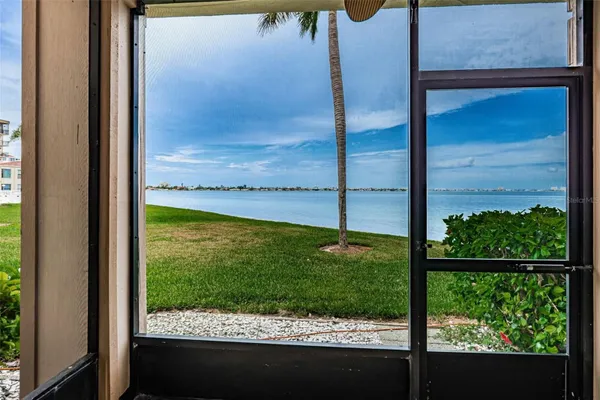 Property Slideshow image 3 of 58 | 6145 sun blvd apt 107, St Petersburg, FL, 33715