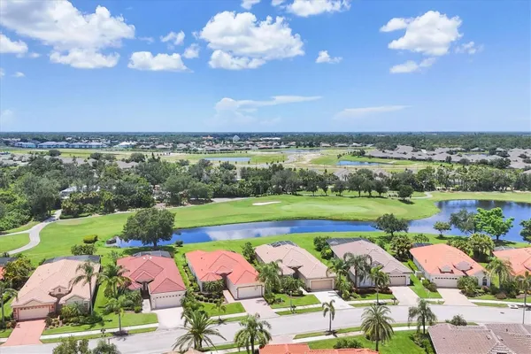 Property Slideshow image 3 of 50 | 5641 whispering oaks dr, North Port, FL, 34287