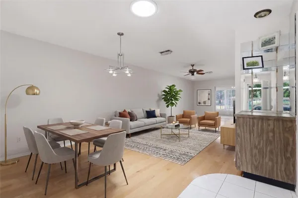 Property Slideshow image 2 of 20 | 2211 lark cir d, Palm Harbor, FL, 34684